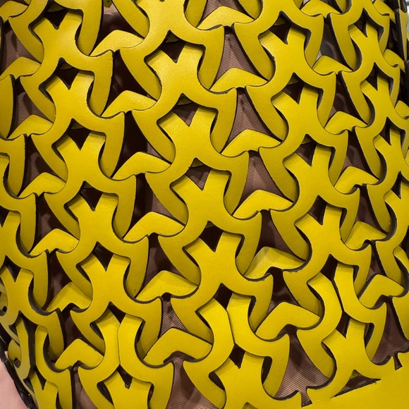 Kate Spade Woven Heart Bucket Bag - Yellow Large - Picture 11 of 11